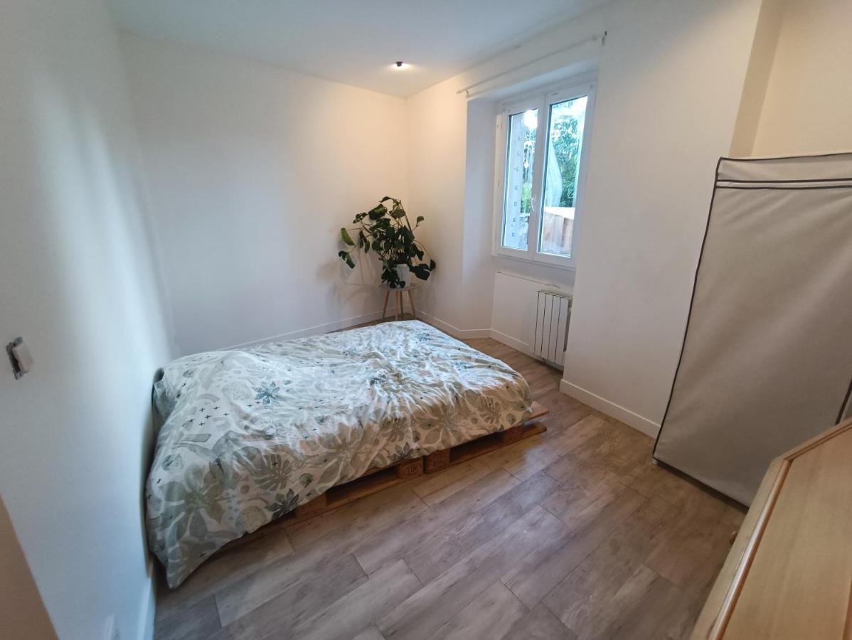 Tournan En Brie, Centre Ville, Superbe Appartement Exterior foto