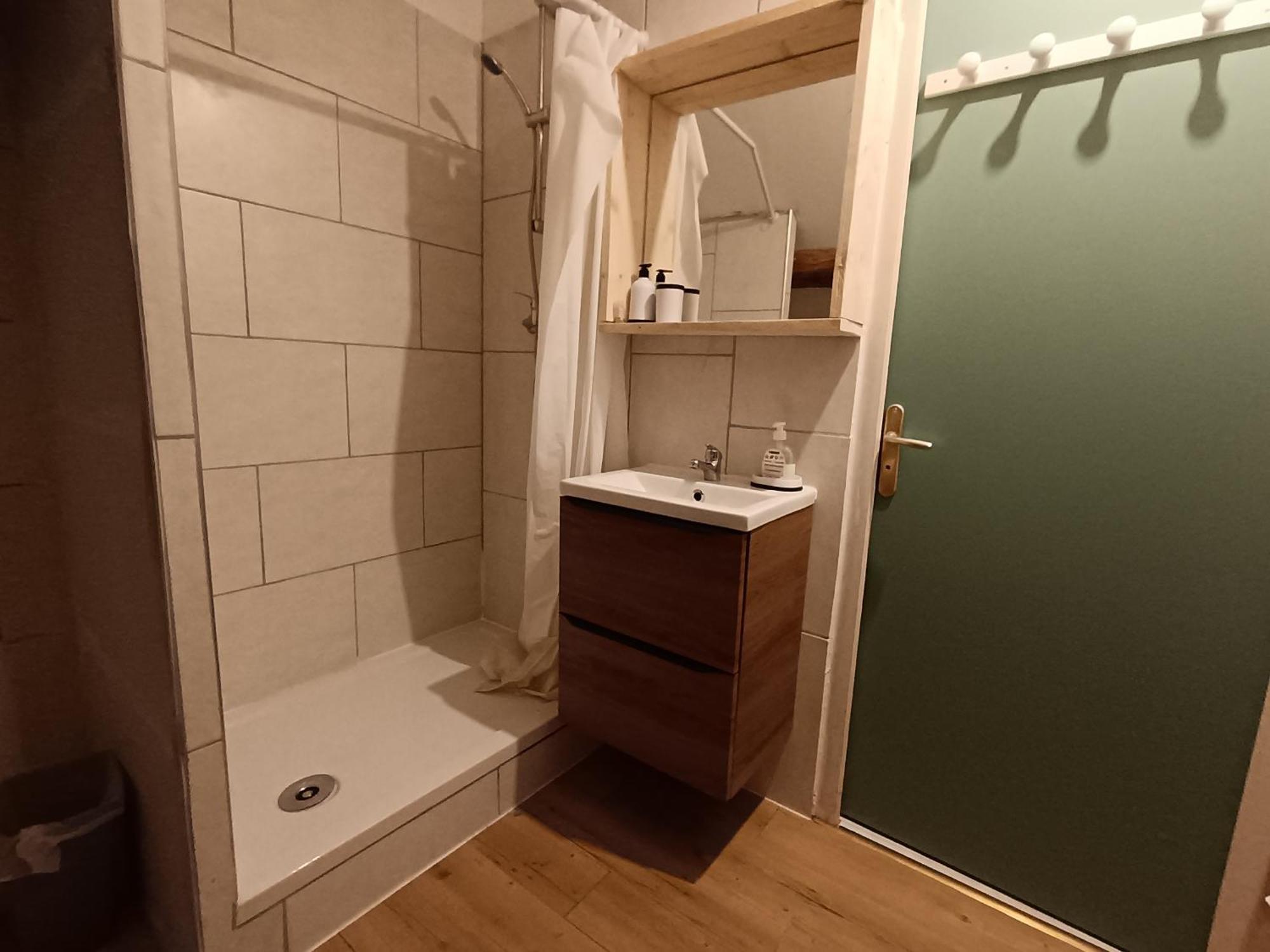 Tournan En Brie, Centre Ville, Superbe Appartement Exterior foto